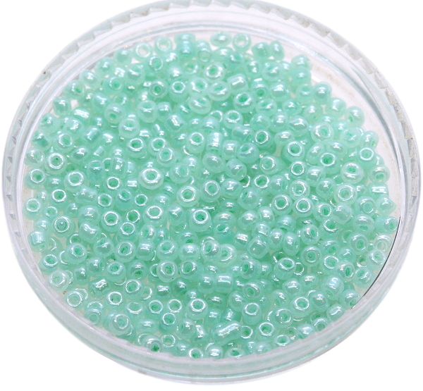 Zelený (mentolový) rokajl, 2mm (10g)