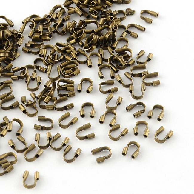 Starobronzová podkova, koncovka, 4,5mm (10ks)