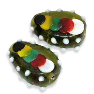 Zelená slza s puntíky, 25x17mm